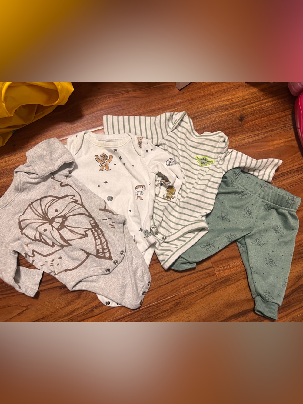 Baby Gap Star Wars onesie & Pants Set neutral colors